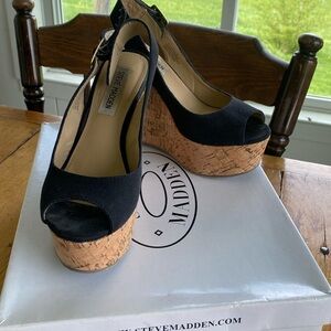 Steve Madden Wissper Black Canvas Wedge